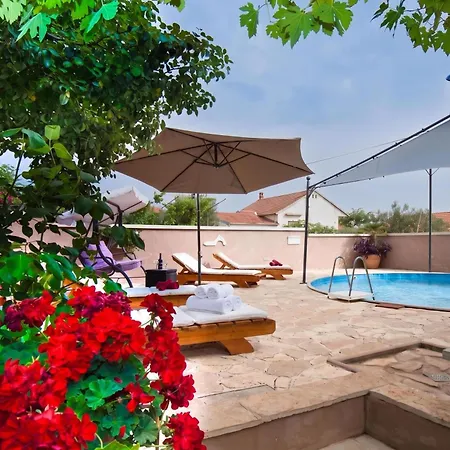 Pool & Garden Bakija 2 - Happy Apartment *